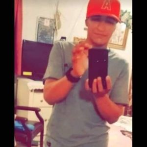 Meet your Posher, Luis alejandro